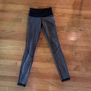 Lululemon High Waisted Reversible Leggings 28"
